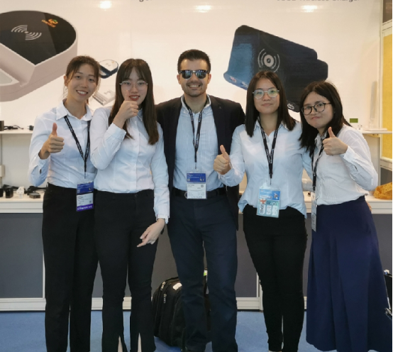 1571812570234442.png 3ec77ab6c590c5cbd94a3133eee8228.png